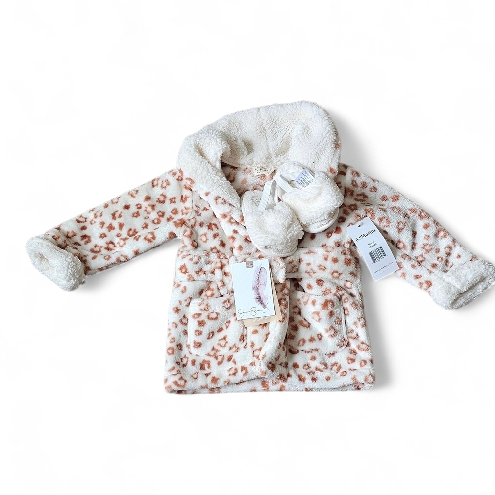 Jessica Simpson Baby Plush Robe & Slippers Set Leopard Print Size 0–9 Months